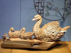 松鹤延年木雕摆件